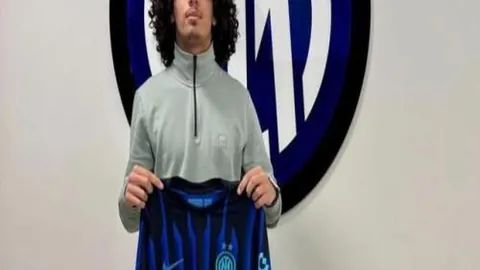 《揭秘莫耶斯豪言：切尔西之距，竟需十亿英镑跨越？》